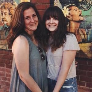 Meet your Posher, Claire